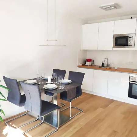 Deluxe Parkapartment Vienna City Center - Free Parking! Exterior photo